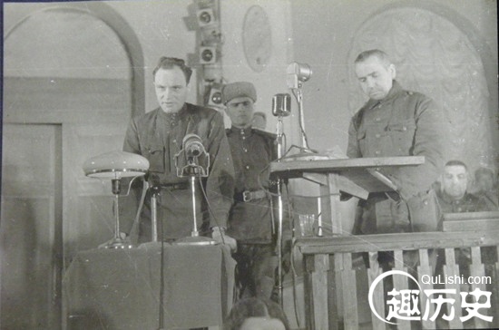 实拍苏联士兵绞杀德国战犯全过程