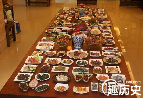 满汉全席总共有多少道菜?